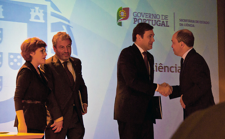 [Foto] Nuno Crato e Leonor Parreira e Pedro Passos Coelho com Miguel Seabra — © Vitor Pires