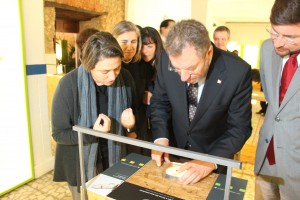 Nuno Crato em visita à Exposição Insetos em Ordem - Convento S. Francisco, Santarém