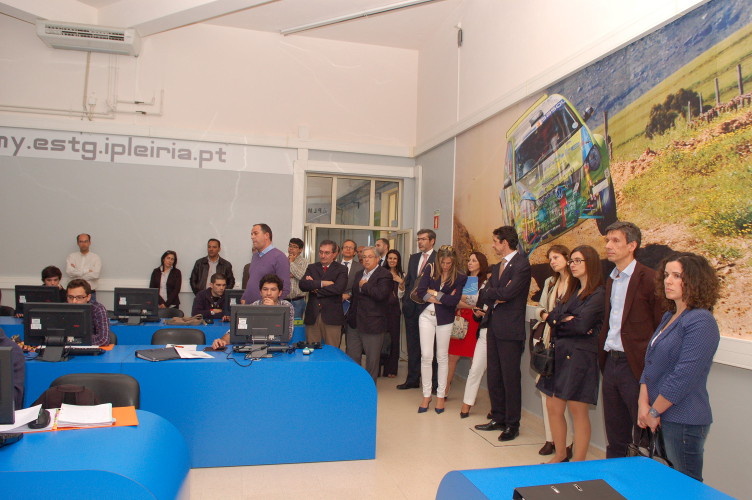 Visita aos laboratórios - Foto 1