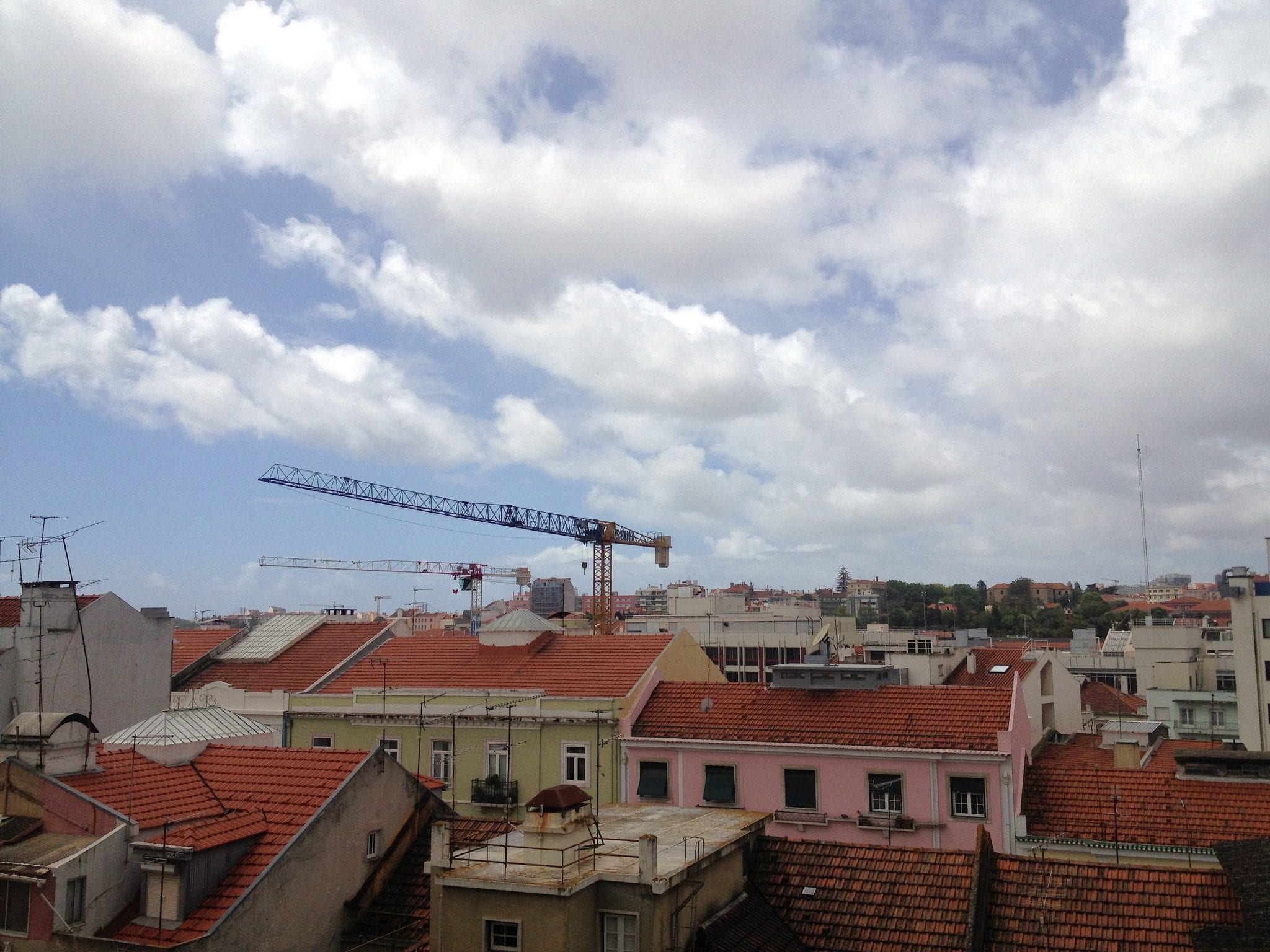 Lisboa deve aumentar a fiscalização em obras de reabilitação de prédios por causa do alto risco sísmico