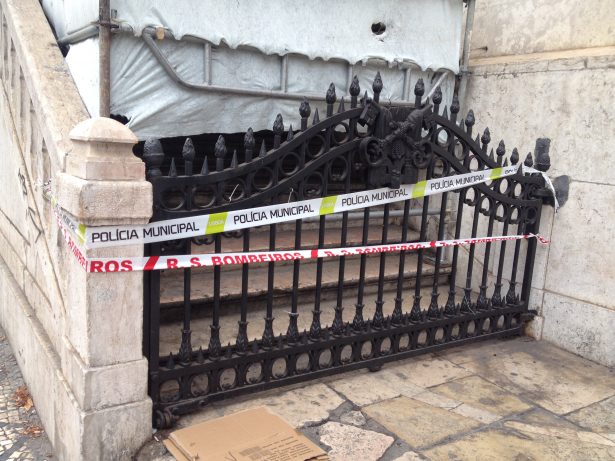 Igreja do Loreto, no Chiado, ficou com a fachada queimada por acto de vandalismo