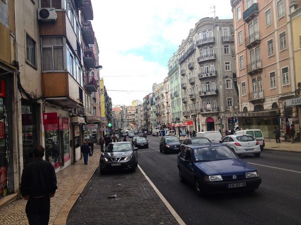 Vão apertar as restrições e a vigilância aos carros velhos a circular no centro de Lisboa