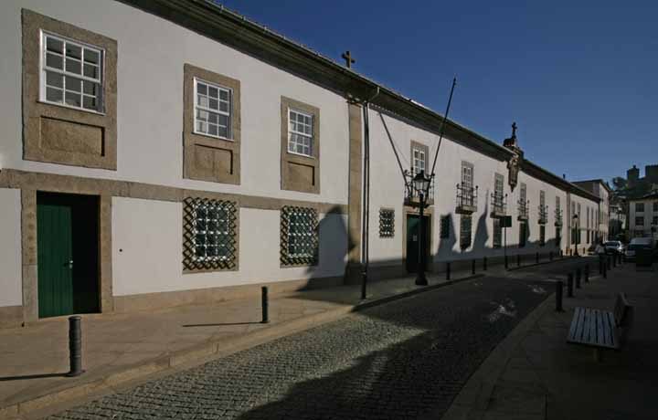 03_frontage_139832188354d6813bea2be