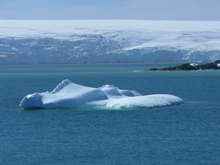 Icebergue, ilha de Livingston, Antárctida