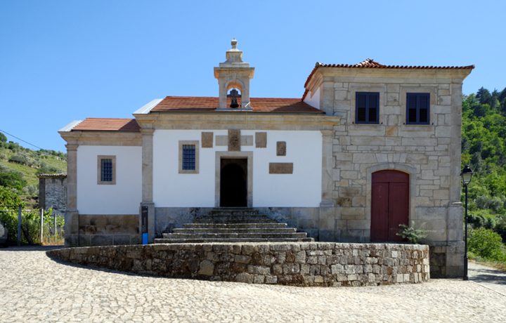 Capela de Sao Pedro de Balsemao_balsemao_5_194113395654e355e8eeeea