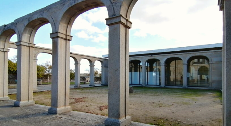 Paço Episcopal Miranda